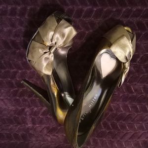 Paris Hilton size 9 High Heels